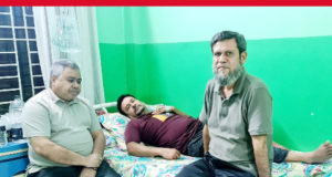 ডেঙ্গু রোগে আক্রান্ত বিএনপি নেতা মিঠুকে দেখতে হাসপাতালে সানি