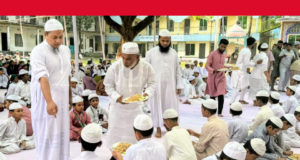 সোনারগাঁয়ে কয়েক হাজার এতিম শিশুদের নিয়ে ধানের শীষের প্রার্থী মান্নানের ব্যতিক্রমী আয়োজন