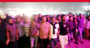 বিএনপির প্রার্থী মান্নানকে নিয়ে ষড়যন্ত্রের প্রতিবাদে সিদ্ধিরগঞ্জে মধ্যরাতে বিক্ষোভ মিছিল