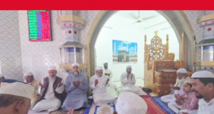 মান্নানের উদ্যোগে বেগম খালেদা জিয়ার রোগমুক্তি কামনায় মসজিদে দোয়া