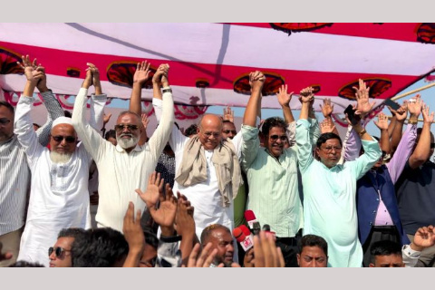 রূপগঞ্জে কাজী মনিরের একচ্ছত্র সমর্থন: সহজ জয়ের পথে দিপু ভূঁইয়া