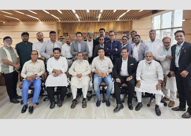 নারায়ণগঞ্জের ৫ এমপির সঙ্গে চেম্বার অব কর্মাস এন্ড ইন্ডাস্ট্রির মতবিনিময় সভা